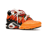 Nike Air Max Plus Homecoming Safety Orange, vista a 360 gradi 4 di 36