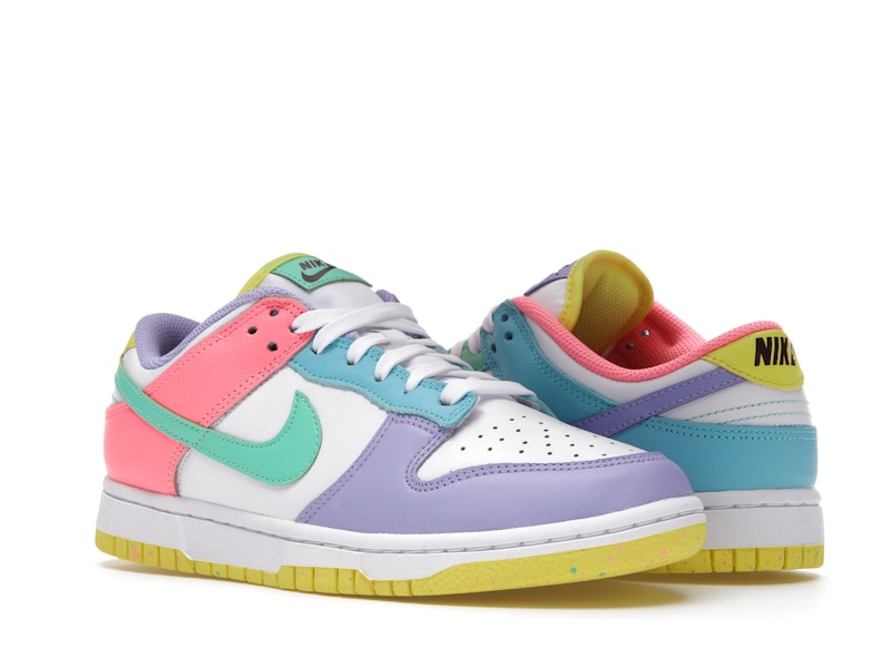 Nike Dunk Low SE Easter Candy (Women's), vista a 360 gradi 5 di 36