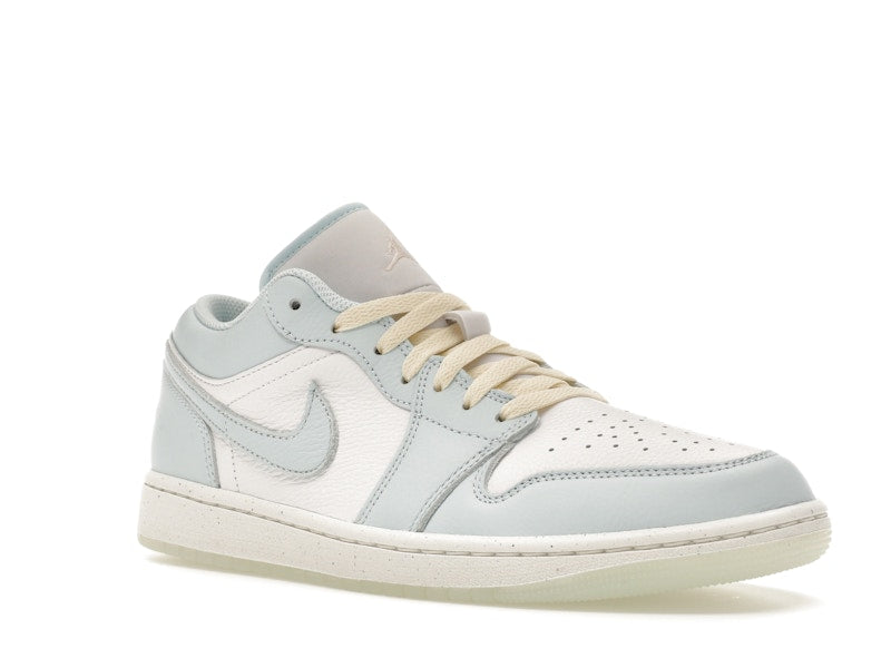 Air Jordan 1 Low SE Glacier Blue Summit White