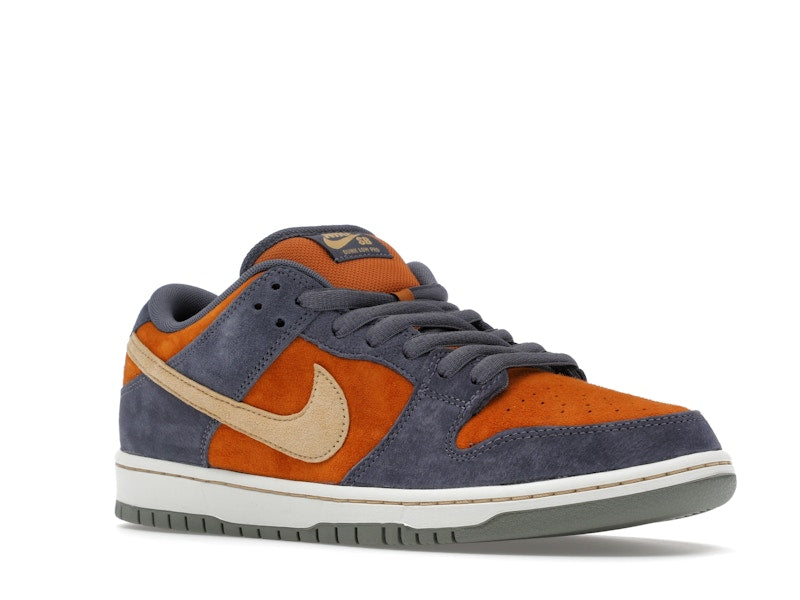 Nike SB Dunk Low Light Carbon Monarch, vista a 360 gradi 5 di 36