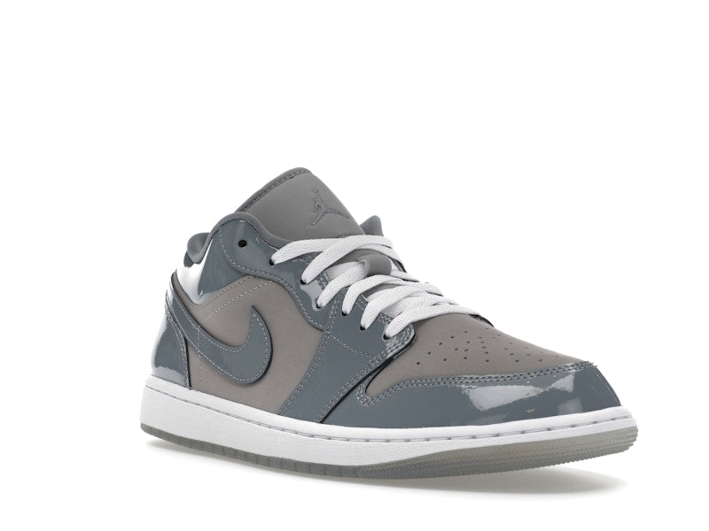 Air Jordan 1 Low SE Medium Grey Cool Grey White, vista a 360 gradi 6 di 36