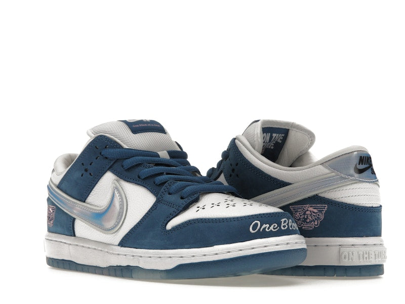 Nike SB Dunk Low Born X Raised One Block At A Time, vista a 360 gradi 6 di 36