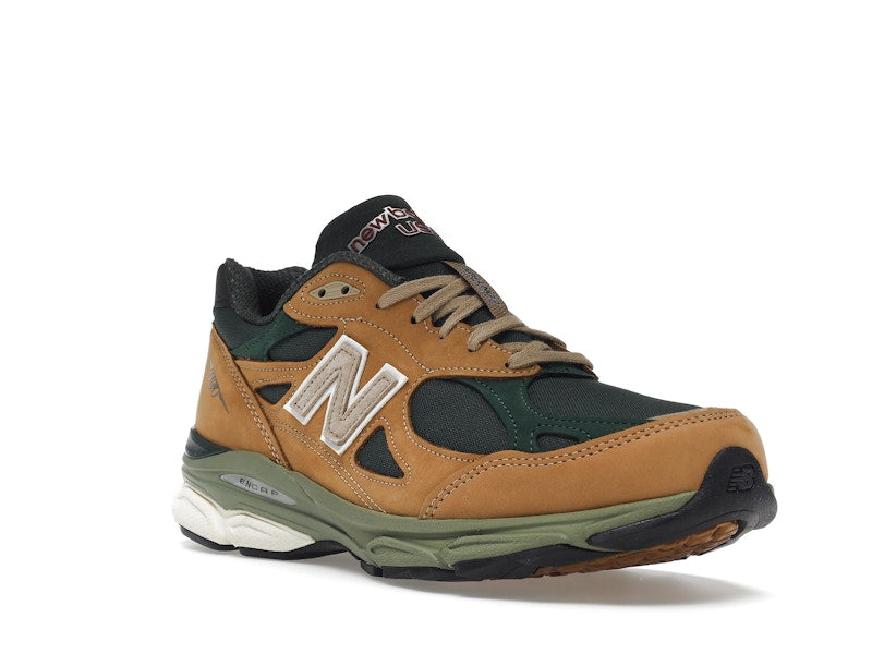 New Balance 990v3 MiUSA Tan Green, vista a 360 gradi 6 di 36