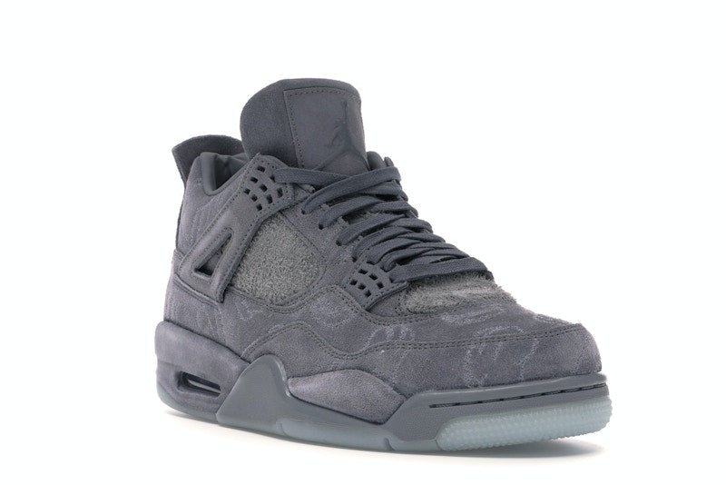 Air Jordan 4 Retro Kaws