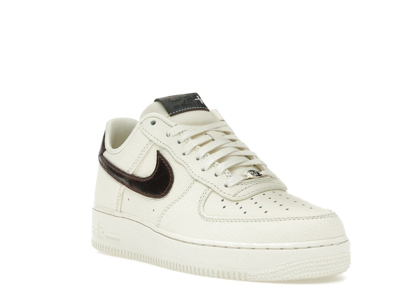 Nike Air Force 1 Low '07 Soft Pearl Brown Croc, vista a 360 gradi 6 di 36