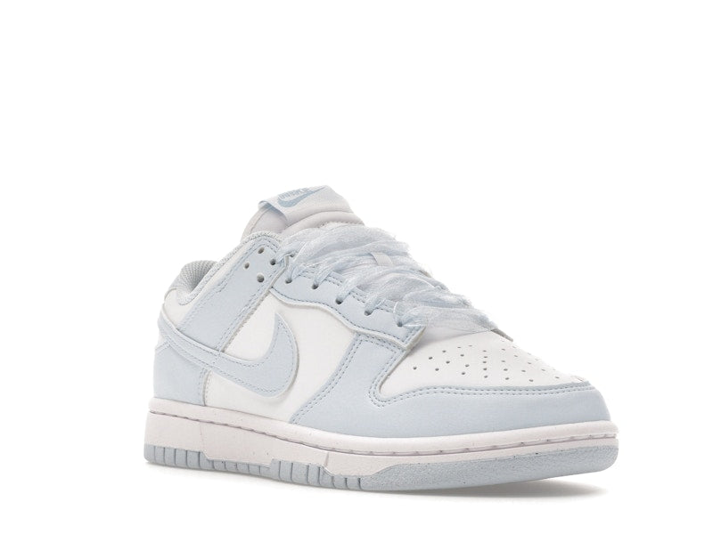 Nike Dunk Low Next Nature White Blue Tint (Women's), vista a 360 gradi 6 di 36