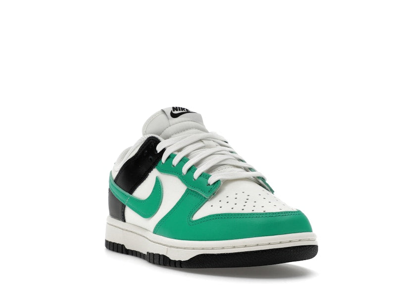 Nike Dunk Low Celtics (Women's), vista a 360 gradi 7 di 37