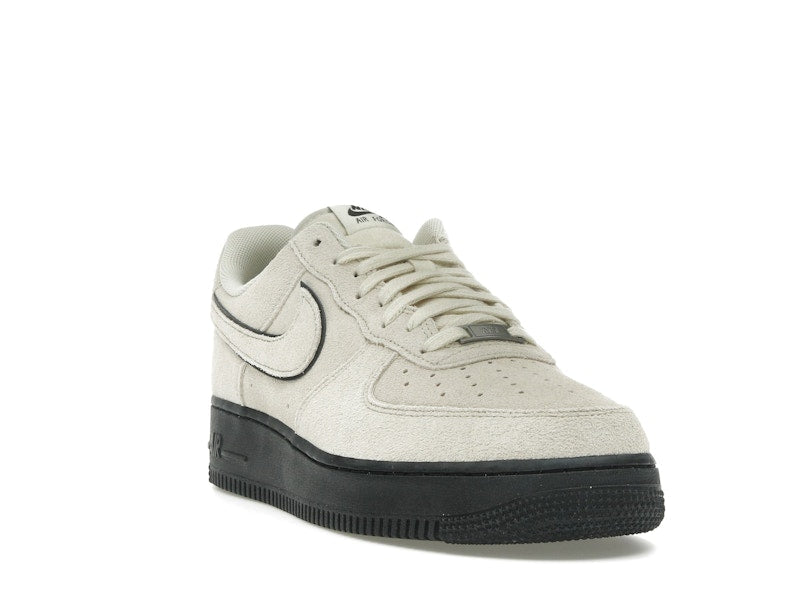 Nike Air Force 1 '07 LV8 Light Khaki Black
