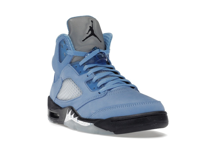 Air Jordan 5 Retro Unc University Blue, vista a 360 gradi 7 di 36
