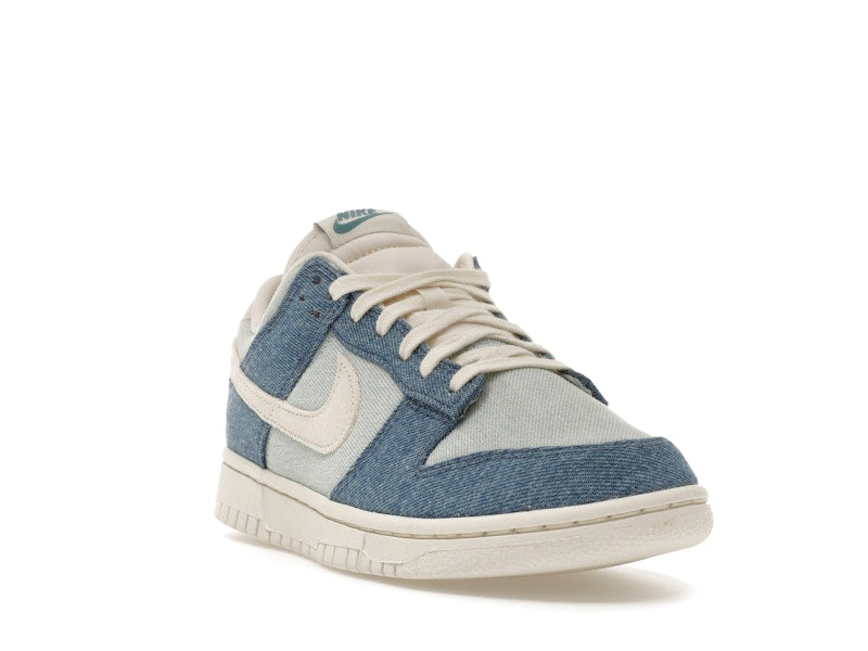 Nike Dunk Low Smokey Blue Denim (Women's), vista a 360 gradi 7 di 36