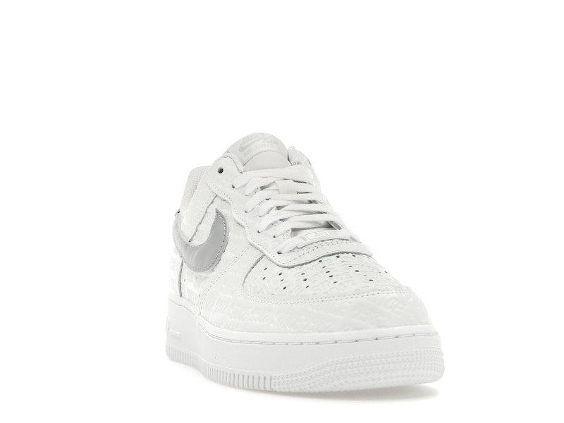 Air Force 1 Low Since 1982 (Women's), vista a 360 gradi 8 di 36