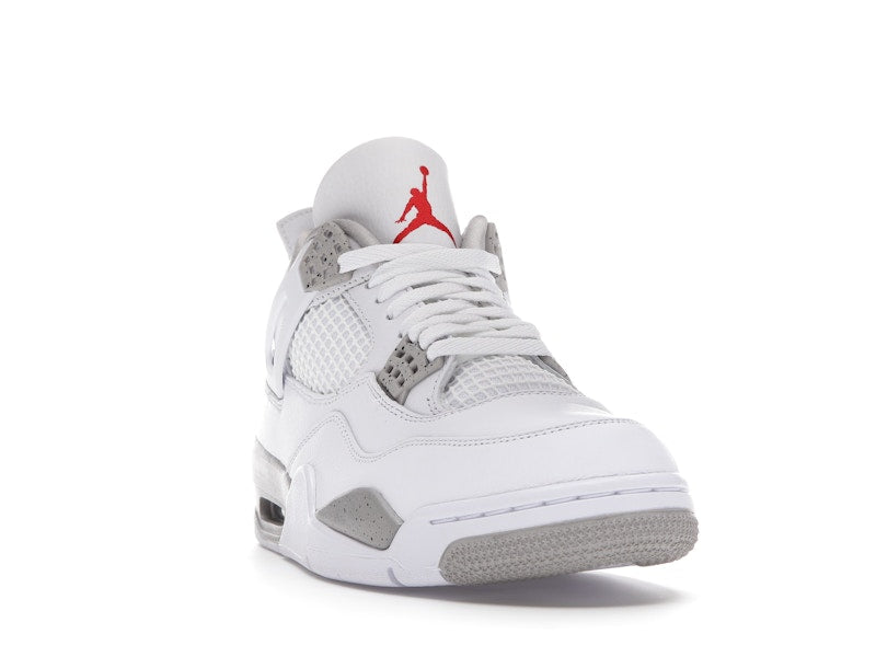Air Jordan 4 Retro White Oreo (2021)