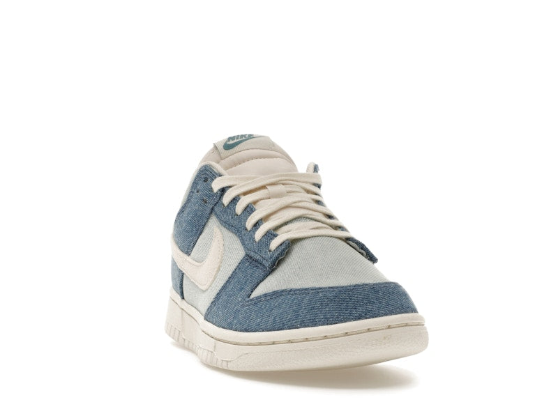Nike Dunk Low Smokey Blue Denim (Women's), vista a 360 gradi 8 di 36