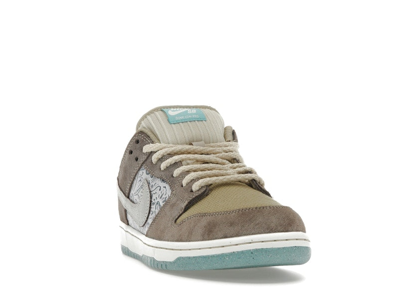 Nike SB Dunk Low Big Money Savings, vista a 360 gradi 8 di 36