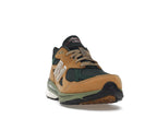 New Balance 990v3 MiUSA Tan Green, vista a 360 gradi 8 di 36