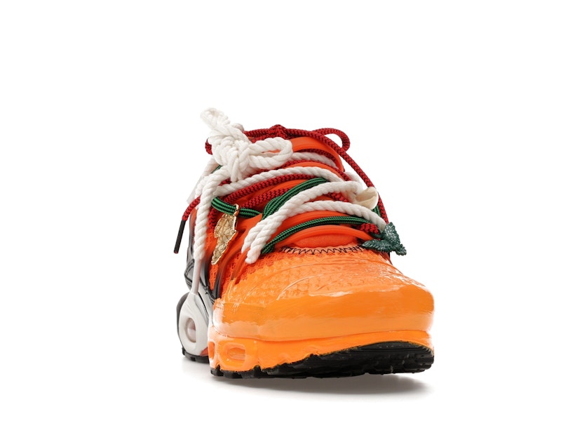 Nike Air Max Plus Homecoming Safety Orange, vista a 360 gradi 8 di 36