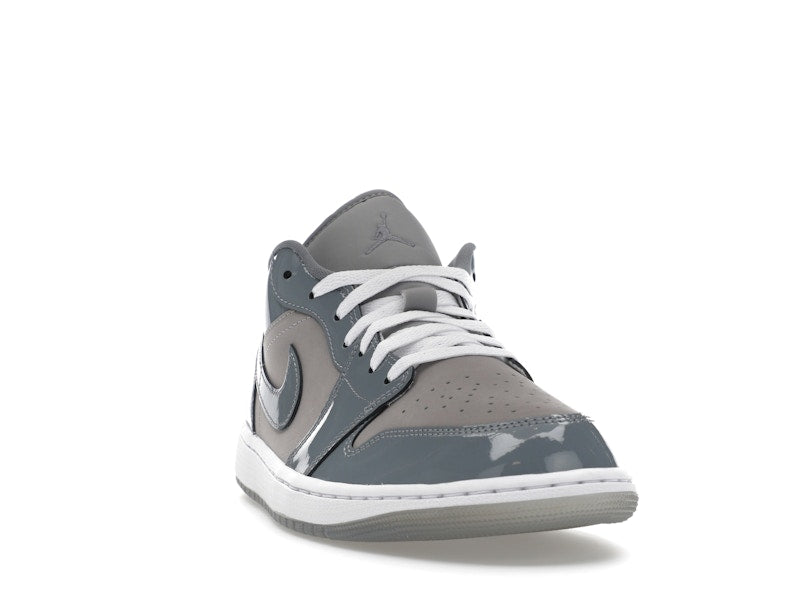 Air Jordan 1 Low SE Medium Grey Cool Grey White, vista a 360 gradi 8 di 36