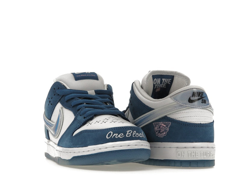 Nike SB Dunk Low Born X Raised One Block At A Time, vista a 360 gradi 8 di 36