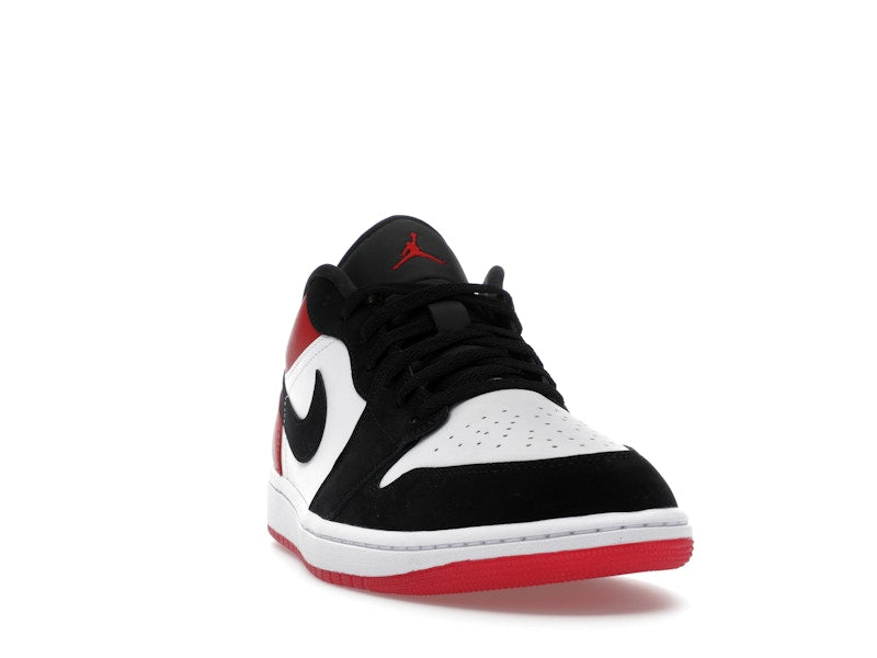 Air Jordan 1 Low SE Black Toe (2025), vista a 360 gradi 8 di 36