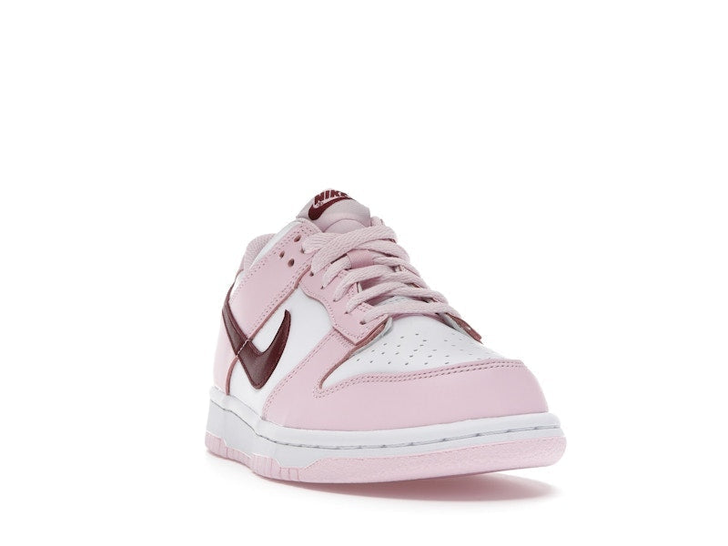 Nike Dunk Low Pink Foam Red White (GS), vista a 360 gradi 8 di 36