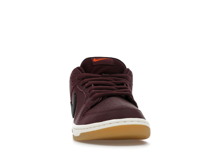 Nike Sb Dunk Low Pro Burgundy Crush - Burgundy Crush/Black/Mystic Dates/Sail/Gum Light Brown/Safety Orange - IO2304-600 - 09