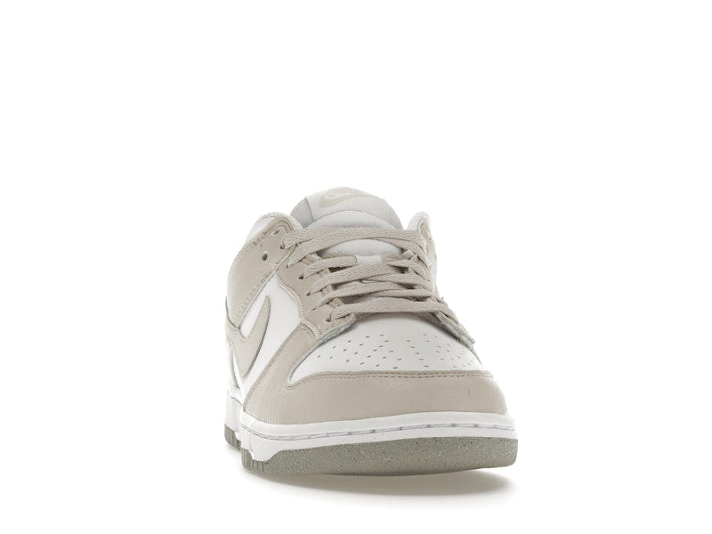 Nike Dunk Low Next Nature White Light Orewood Brown (Women's), vista a 360 gradi 9 di 36