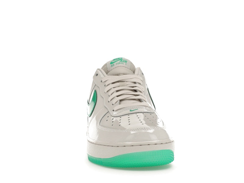 Nike Air Force 1 Low '07 Patent Platinum Tint Stadium Green, vista a 360 gradi 9 di 36