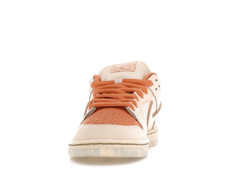 Nike SB Dunk Low Trocadéro Gardens - Amber Brown/Guava Ice/Crimson Tint/Hemp/Neutral Olive/Pale Ivory - FV5926-200 - 11