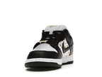 Nike SB Dunk Low Supreme Black, vista a 360 gradi 12 di 36