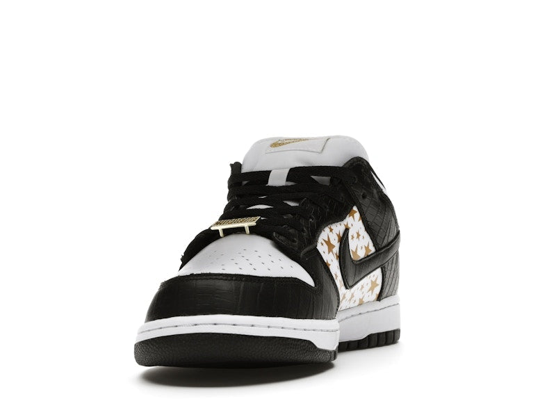 Nike SB Dunk Low Supreme Black, vista a 360 gradi 12 di 36