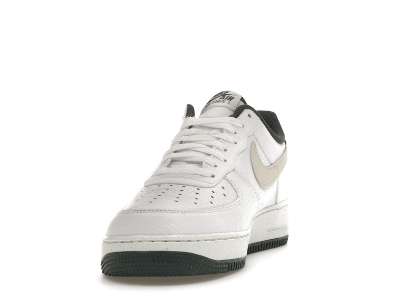 Nike Air Force 1 Low '07 LV8 Vintage Green, vista a 360 gradi 12 di 36