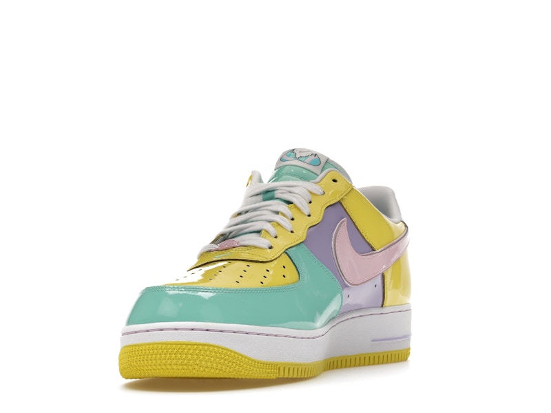Nike Air Force 1 Low Easter (2026), vista a 360 gradi 13 di 36