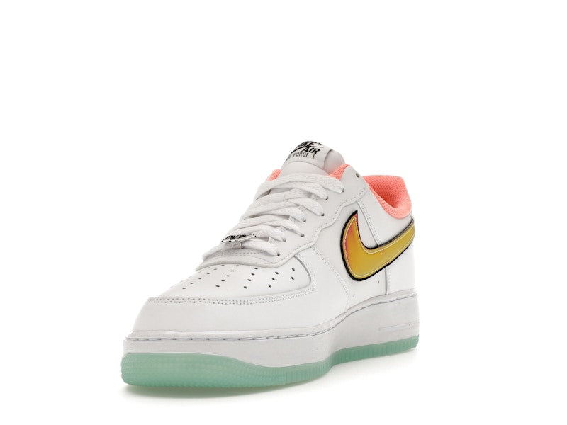 Nike Air Force 1 Low NY vs. NY White Crimson Pulse, vista a 360 gradi 13 di 36
