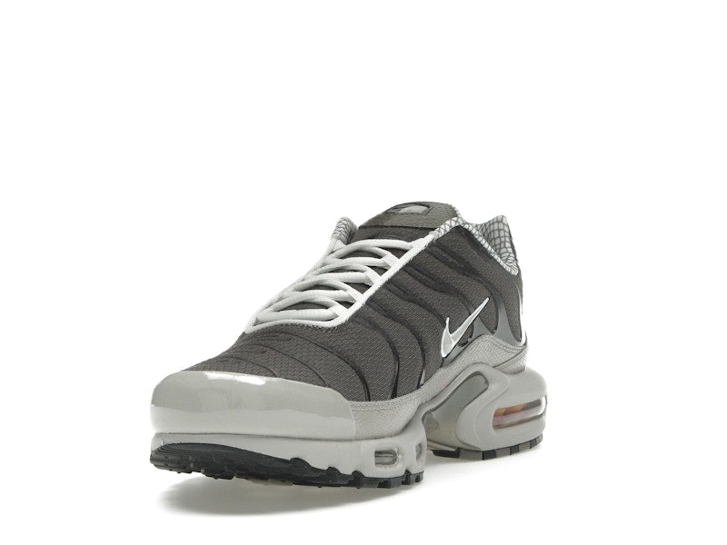 Nike Air Max Plus Year Of The Snake - Cave Stone/Summit White/Metallic Pewter/Vast Grey - IB7679-200 - 13