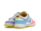 Nike Dunk Low SE Easter Candy (Women's), vista a 360 gradi 13 di 36