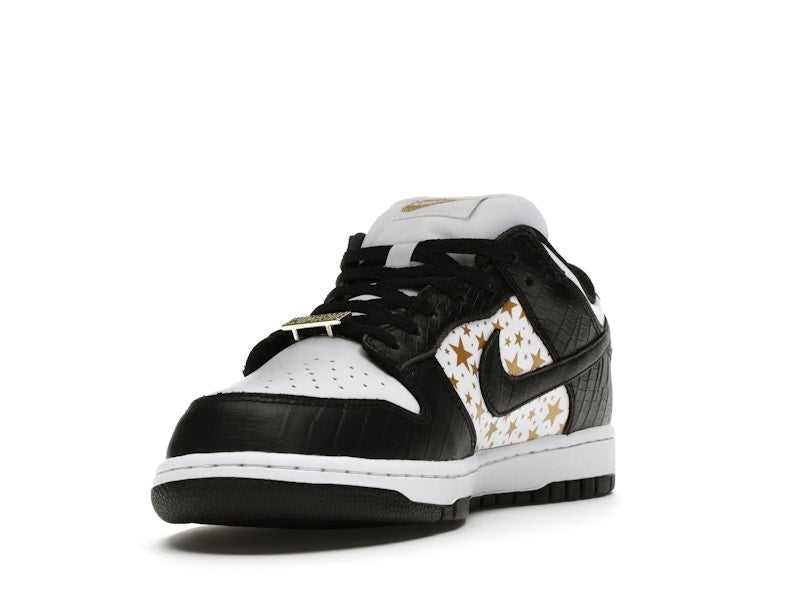 Nike SB Dunk Low Supreme Black, vista a 360 gradi 13 di 36