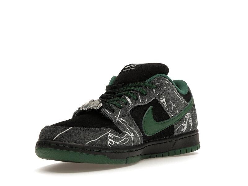 Nike SB Dunk Low There Skateboards, vista a 360 gradi 14 di 36