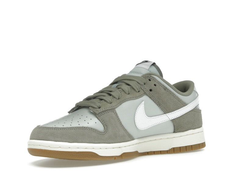 Nike Dunk Low Retro SE Light Silver Light Army Sail White, vista a 360 gradi 15 di 36