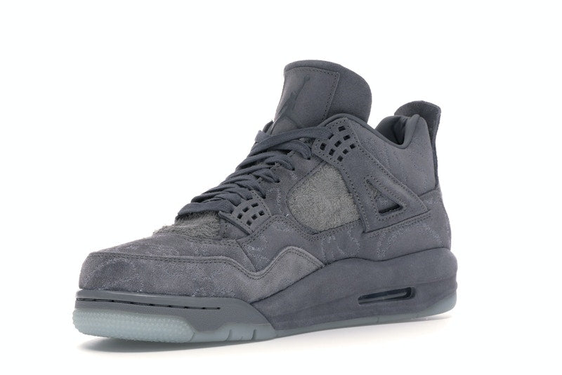 Air Jordan 4 Retro Kaws
