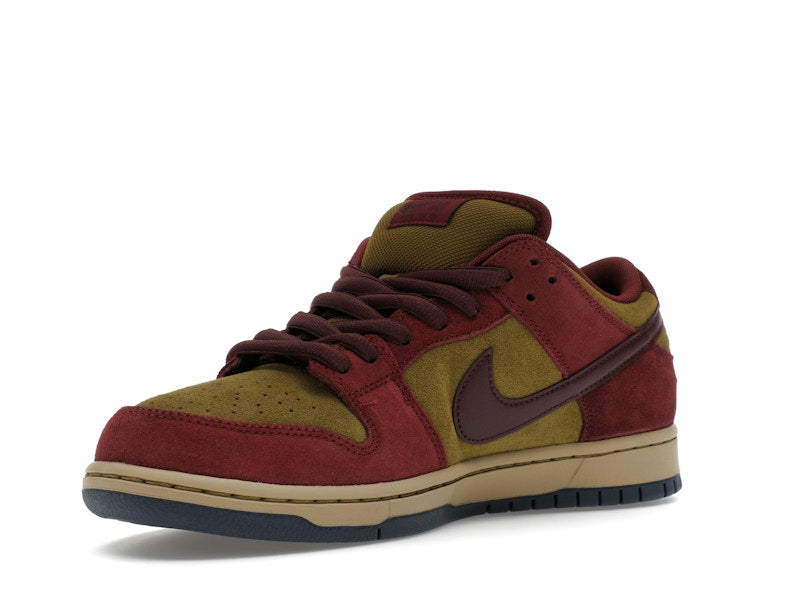 Nike SB Dunk Low Dark Team Red Olive Flak, vista a 360 gradi 15 di 36