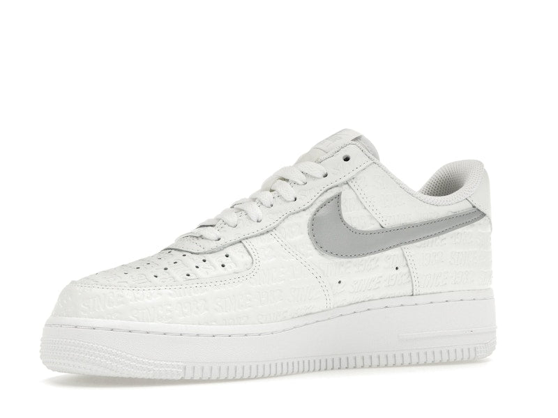 Air Force 1 Low Since 1982 (Women's), vista a 360 gradi 16 di 36