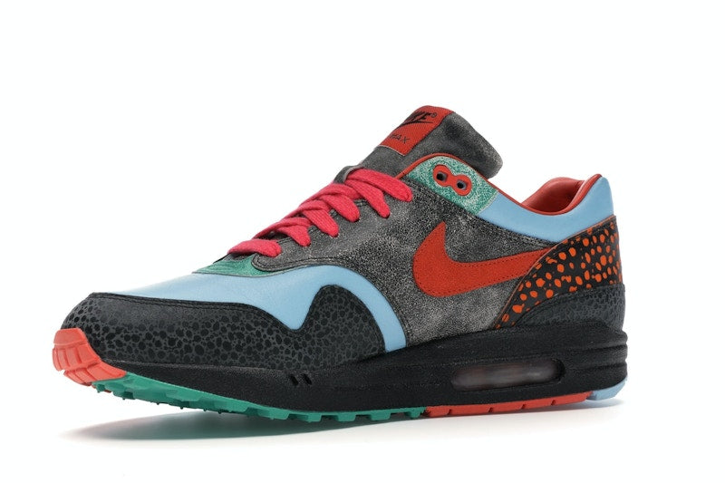 Nike Air Max 1 Supreme Tech Pack, vista a 360 gradi 16 di 36