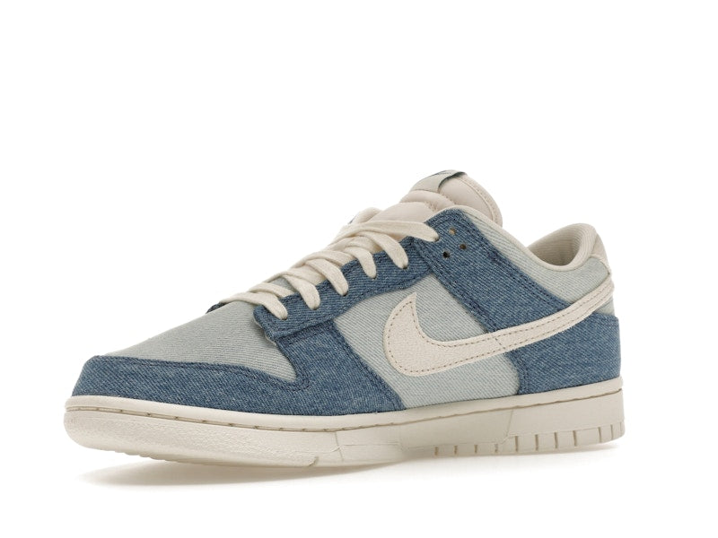 Nike Dunk Low Smokey Blue Denim (Women's), vista a 360 gradi 16 di 36