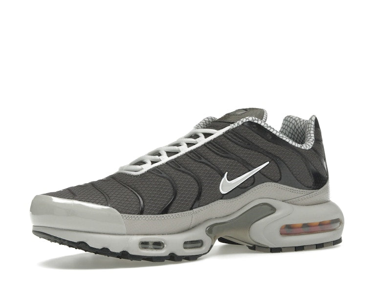 Nike Air Max Plus Year Of The Snake - Cave Stone/Summit White/Metallic Pewter/Vast Grey - IB7679-200 - 16