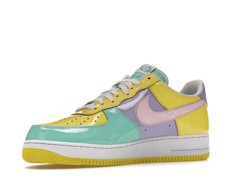 Nike Air Force 1 Low Easter (2026), vista a 360 gradi 16 di 36