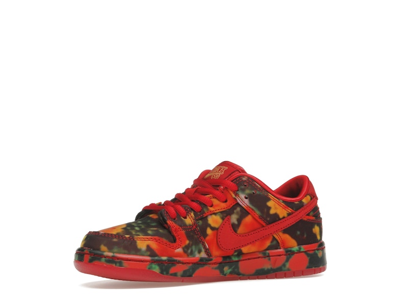 Nike Sb Dunk Low The Wizard Of Oz Poppy Field (PS) - Varsity Red/Varsity Red/University Gold - FZ1236-600 - 16