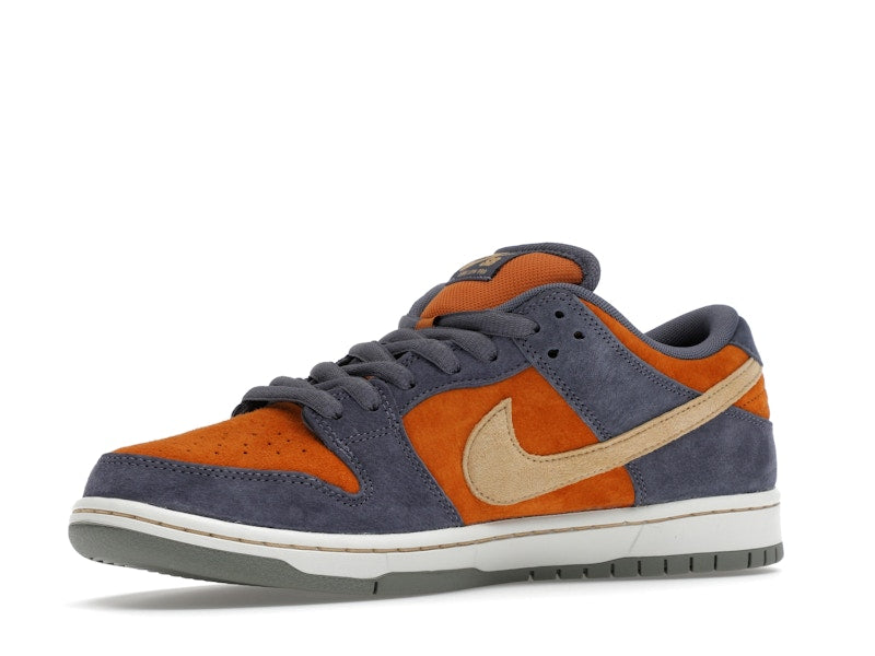 Nike SB Dunk Low Light Carbon Monarch, vista a 360 gradi 16 di 36