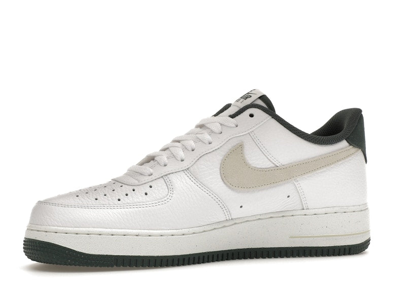 Nike Air Force 1 Low '07 LV8 Vintage Green, vista a 360 gradi 17 di 36