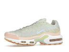 Nike Air Max Plus Crimson Tint (Women's), vista a 360 gradi 17 di 36