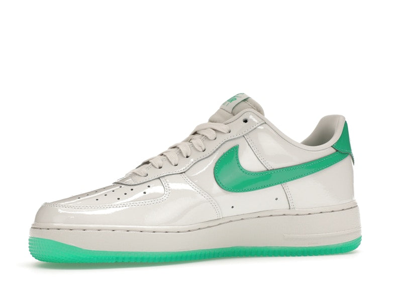 Nike Air Force 1 Low '07 Patent Platinum Tint Stadium Green, vista a 360 gradi 17 di 36